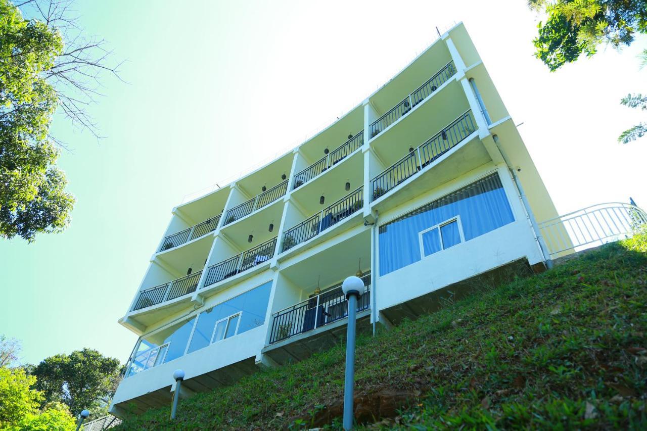 Palmtree Leaf, Munnar Hotel Exterior photo